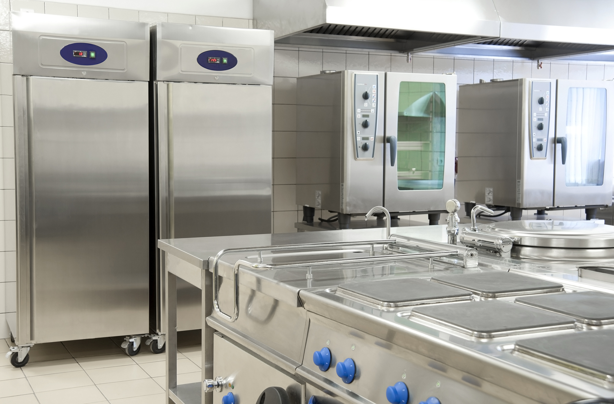 Clean Commerical Kitchen Equipment